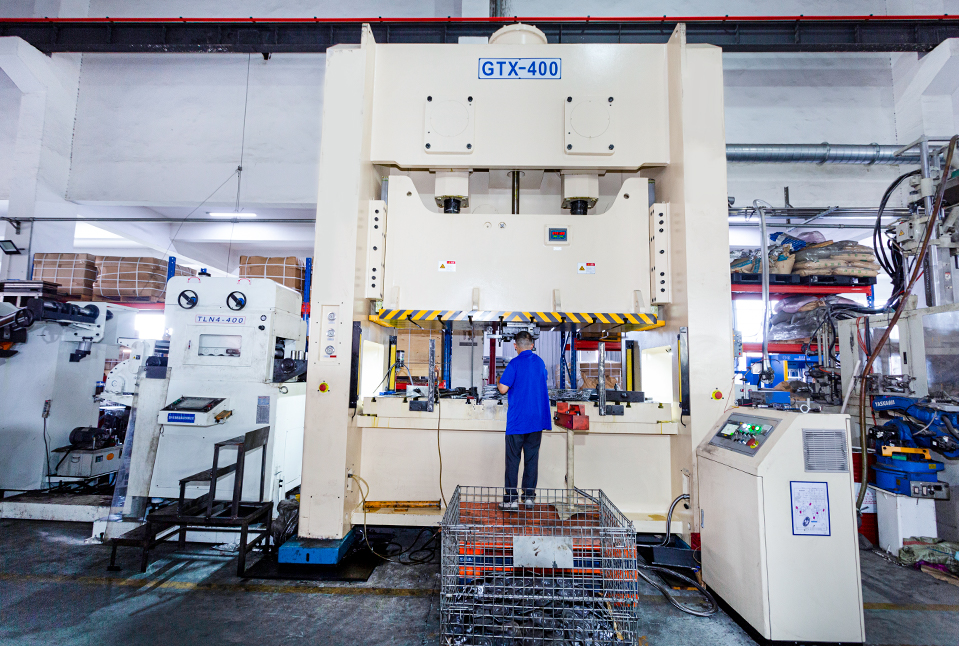 Tecnología de metales Jiaxing Lanyue Co., Ltd.